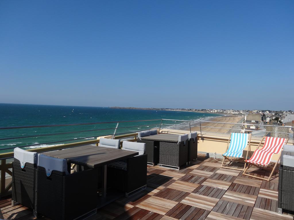 Hotel Ambassadeurs Logis 3*