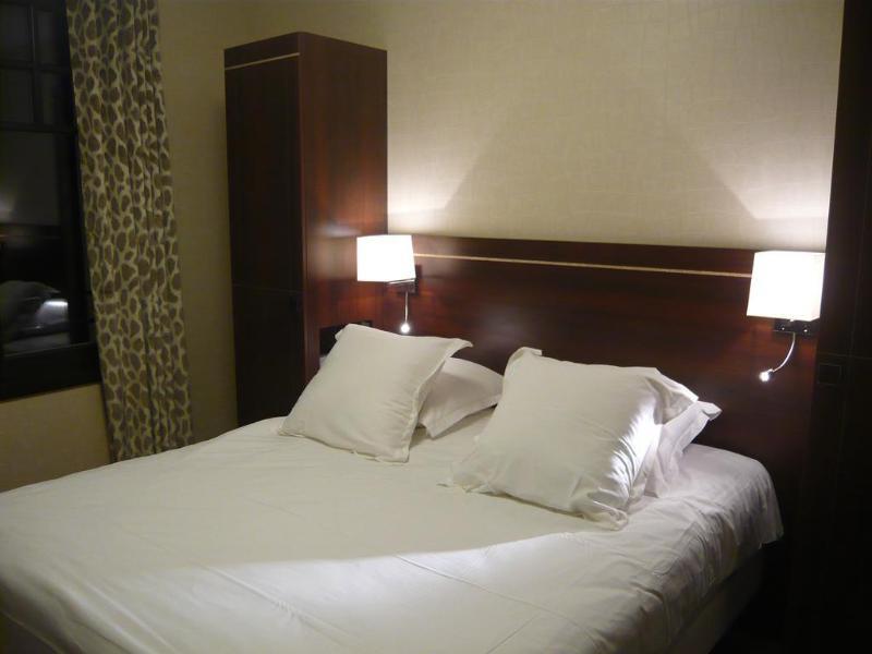 Hotel Ambassadeurs Logis